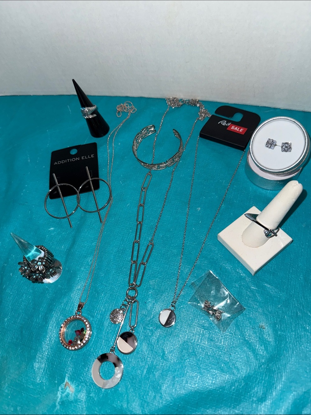 Jewelry Bundle #1 - Picture 15 of 15